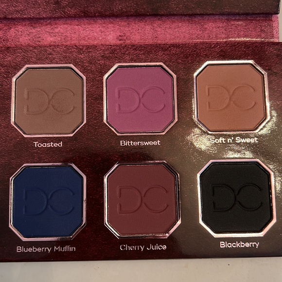 Dominique Cosmetics Berries and Cream Palette - Picture 3 of 4
